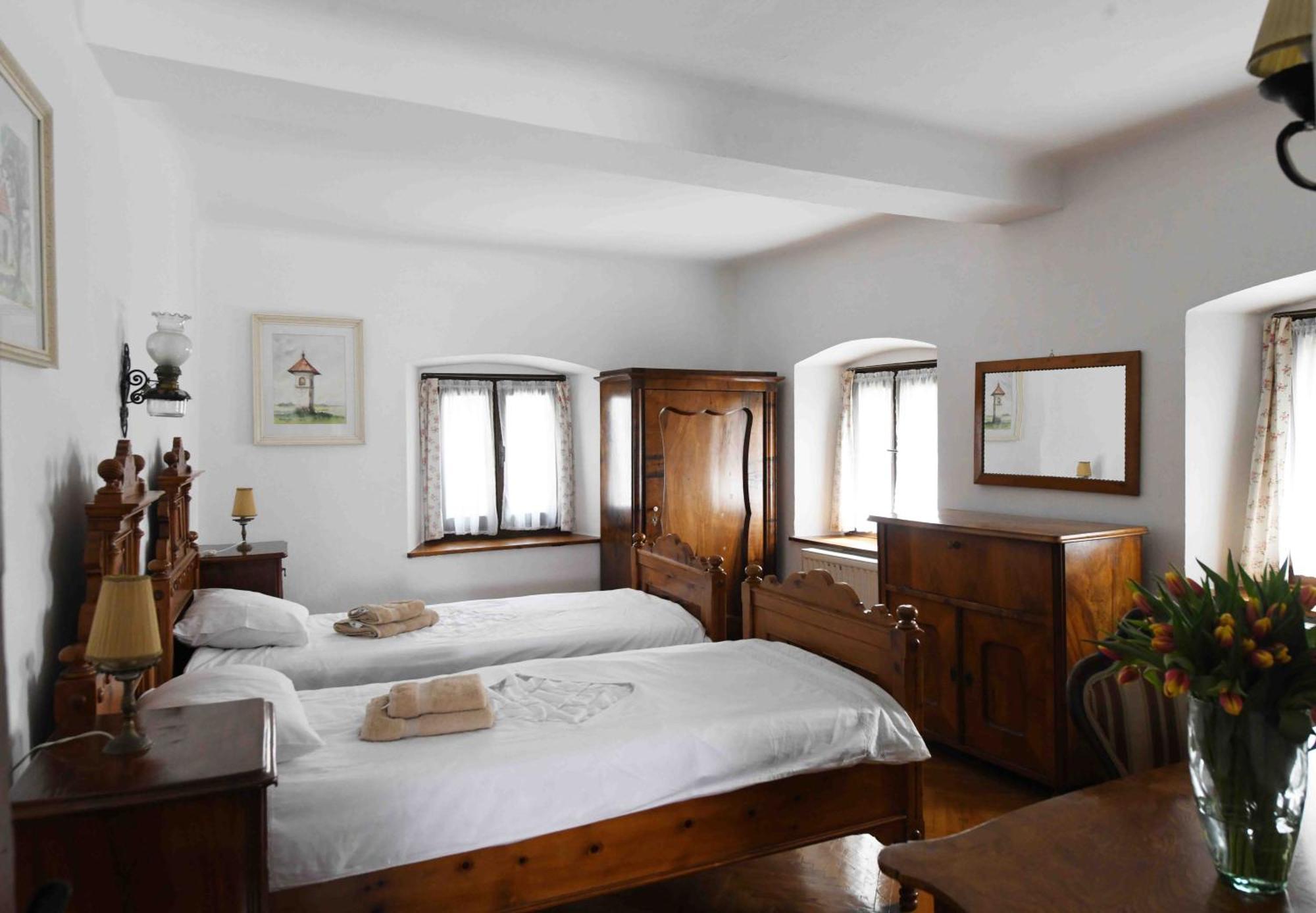 Baroque Villa Near Bled - Resort Vidmar Lesce  Eksteriør bilde
