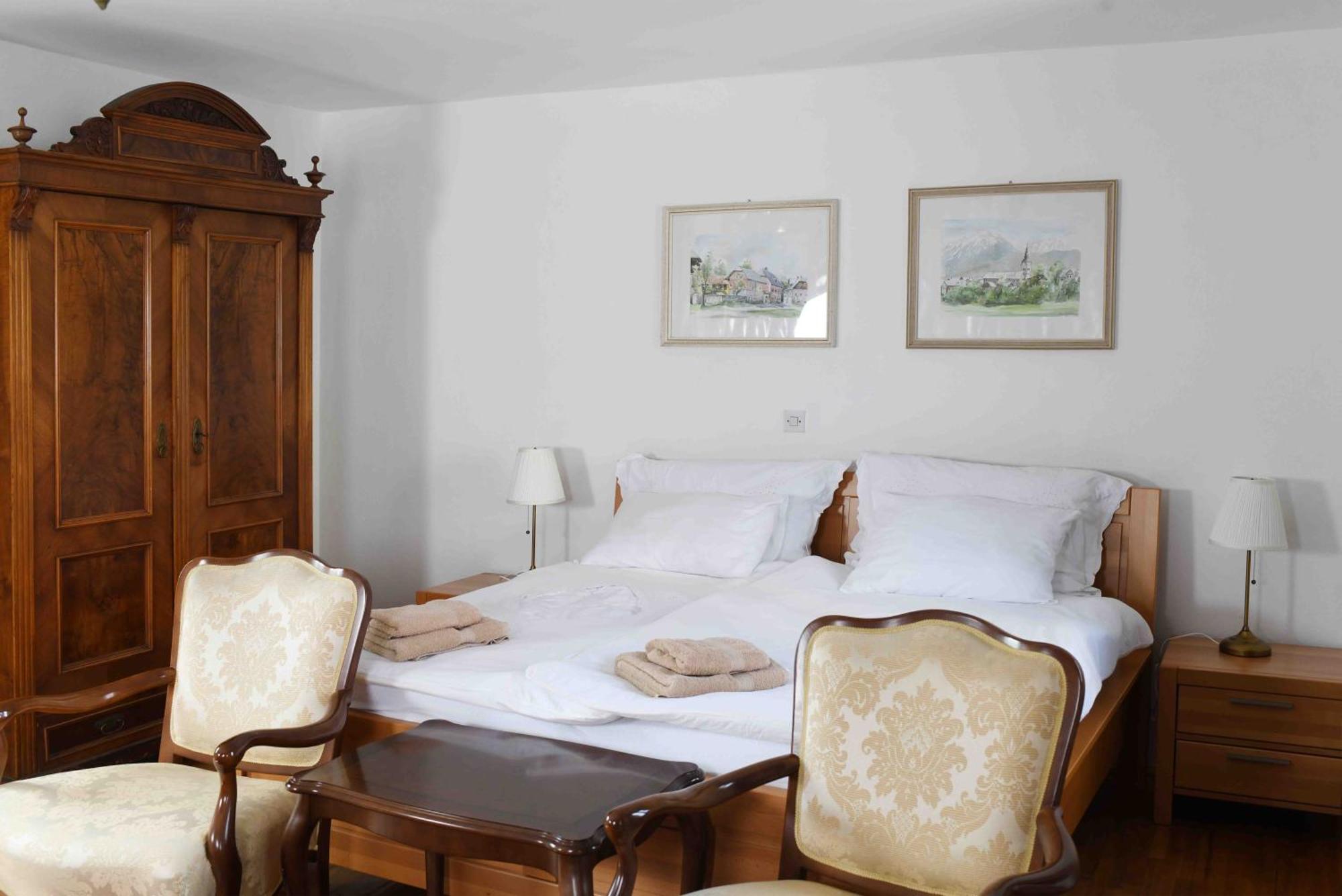 Baroque Villa Near Bled - Resort Vidmar Lesce  Eksteriør bilde